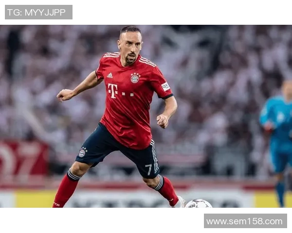 全球十大英俊足球球星盘点帅气与实力并存的球场魅力男神 全球十大英俊足球球星盘点帅气与实力并存的球场魅力男神