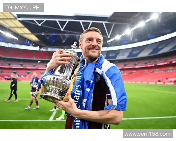 足球十大感人球星排名榜 揭示那些超越赛场的动人故事与传奇人生 足球十大感人球星排名榜 揭示那些超越赛场的动人故事与传奇人生